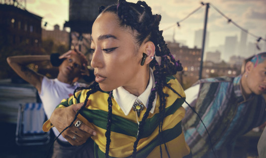 Słuchawki JBL Tune Beam 2 - redukcja hałasu i 48 h pracy