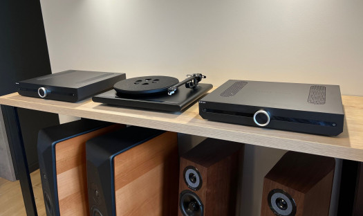 Salon Q21 zaprasza na premierowe odsłuchy urządzeń Roksan Attessa