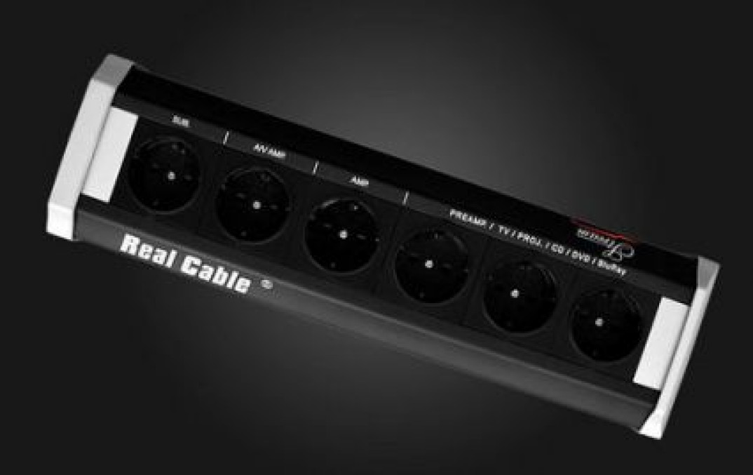Listwa sieciowa Real Cable SSP0406G