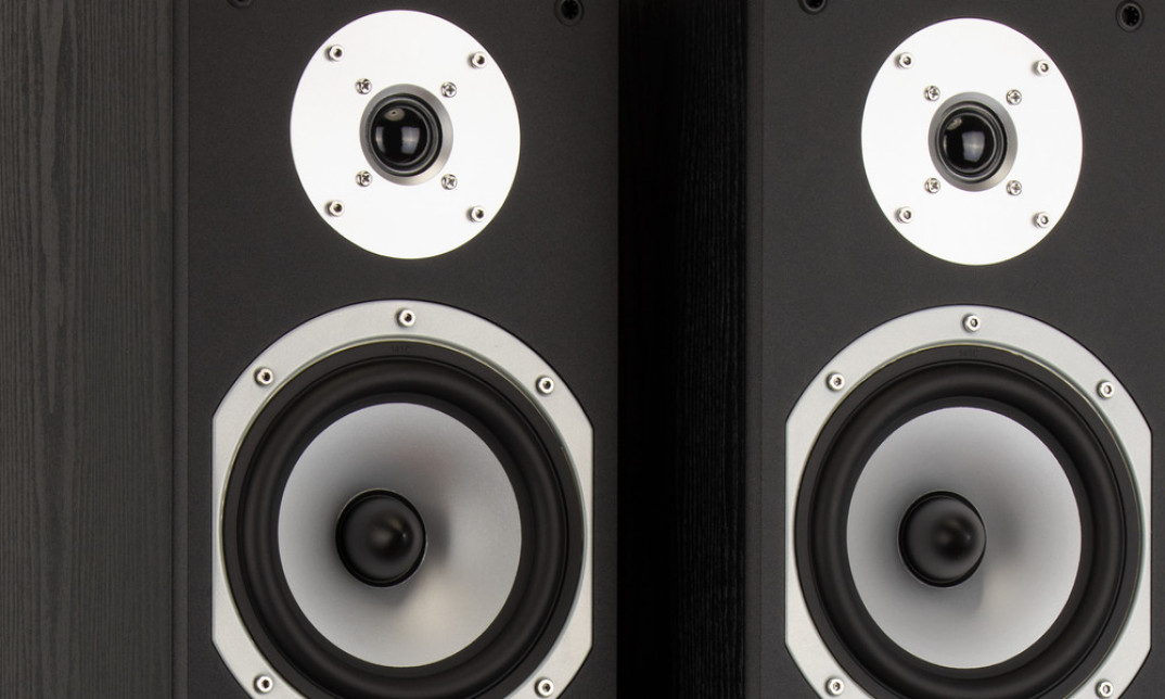 Kolumny podłogowe Wilson Six