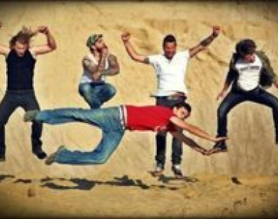 Luxtorpeda prezentuje trzy nowe piosenki z nadchodzącej płyty