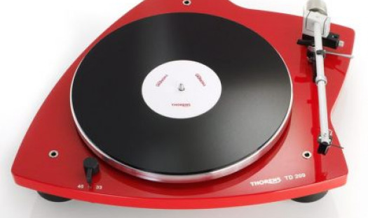 Gramofon Thorens TD209 w salonie Q21 z Pabianic