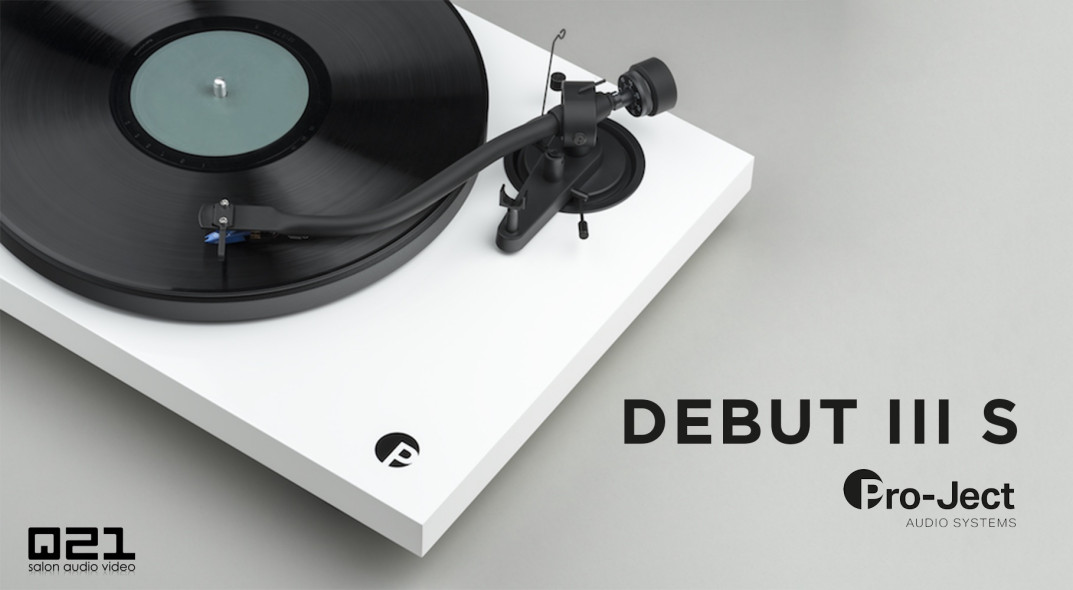 Gramofon Pro-Ject Debut III S w salonie Q21