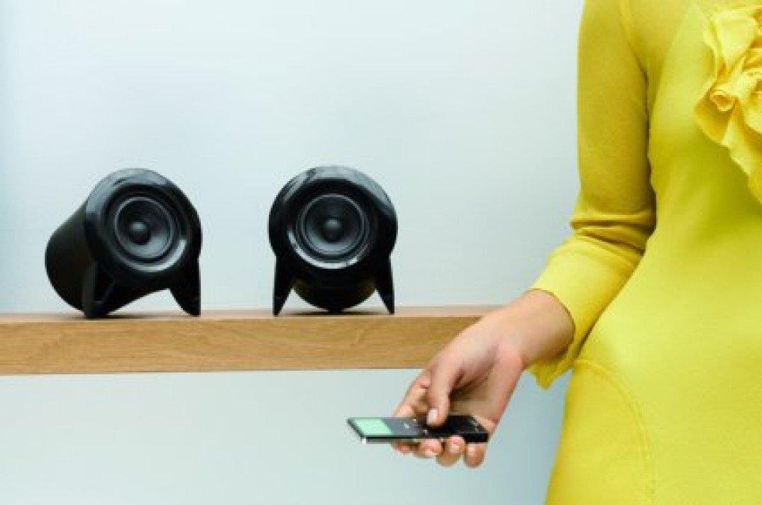 Parrot DS1120 - uwolnij swoje głośniki