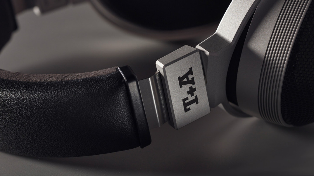 T+A Solitaire P/HA200