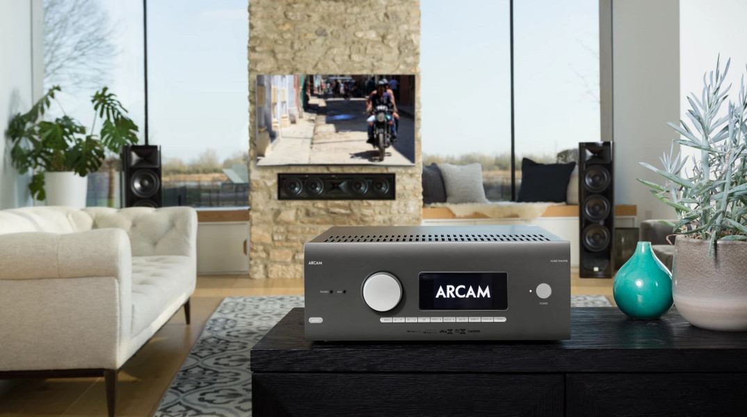 Amplituner Arcam AV AVR5