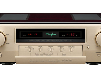 Referencyjny przedwzmacniacz Accuphase C-3900S - nowa wersja flagowca