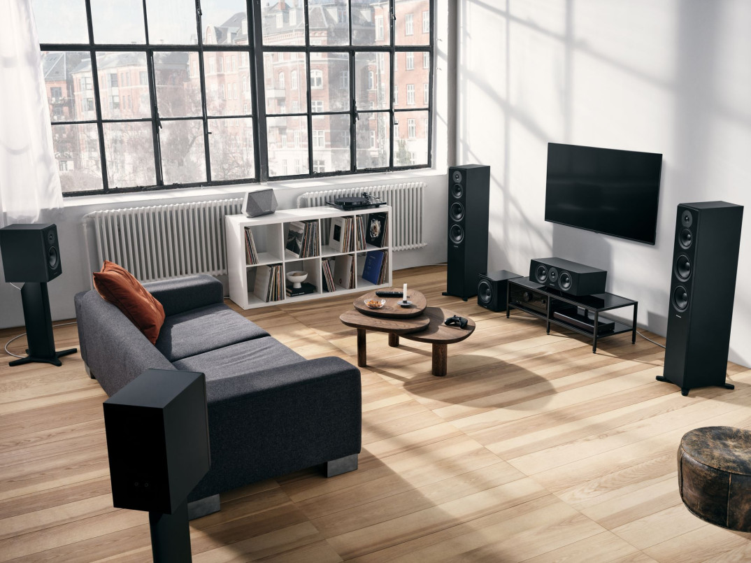 Kolumny głośnikowe Emit w odświeżonej wersji - Dynaudio świętuje urodziny