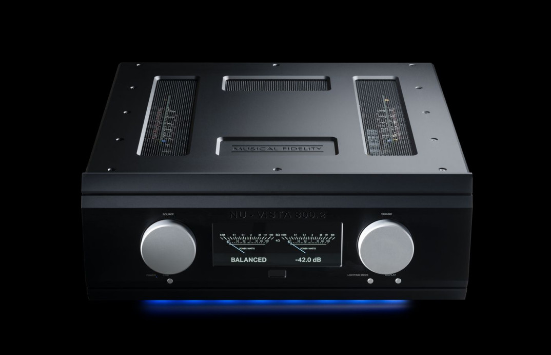 Nowości Musical Fidelity - wzmacniacz NuVista 800.2 i monitory  LS5/9