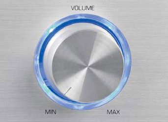 Jakie są sposoby regulacji wzmocnienia (głośności), jakie są ich zalety i wady?