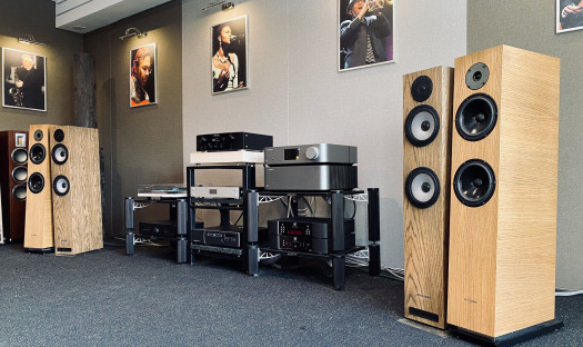 Q21 poleca: Marantz PM7000N  i Pylon Audio Diamond 28