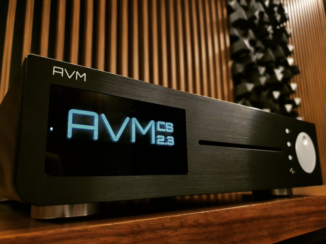 Odsłuchy amplitunera sieciowego AVM CS 2.3 w poznańskim salonie audioplaza.pl