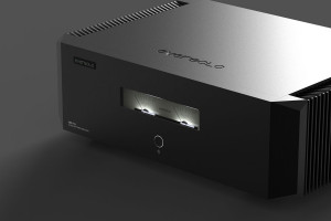 Wzmacniacz EverSolo AMP-F10 - elastyczne opcje połączeń i 5 par tranzystorów MOSFET