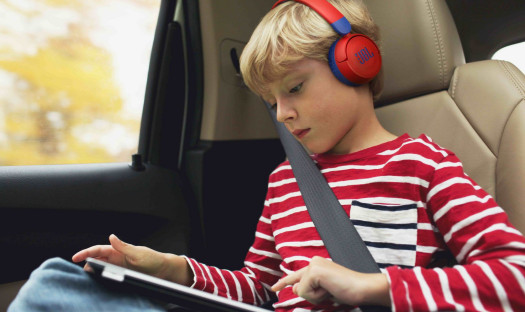 JBL tym razem dla dzieci - słuchawki Jr 310 BT