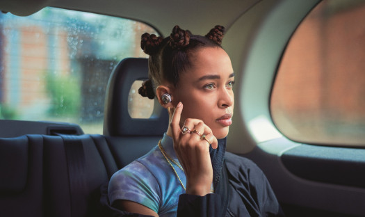 Słuchawki Bowers &amp; Wilkins PI7 i PI5 True Wireless