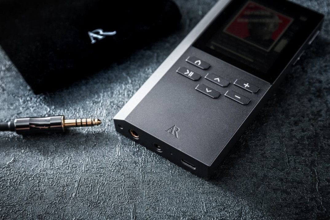 Acoustic Research AR-M200