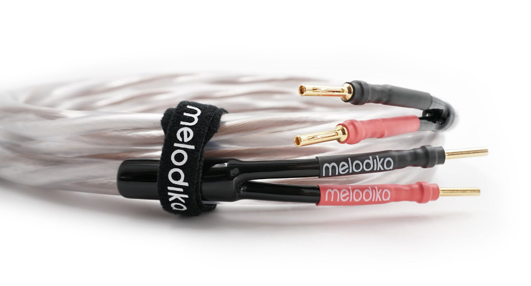 Technologia Solid Grip teraz w kablach serii Brown Sugar i Sky Blue zakończonych wtykami bananowymi