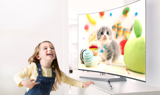 Telewizor Samsung SUHD KS9000 w przedsprzedaży