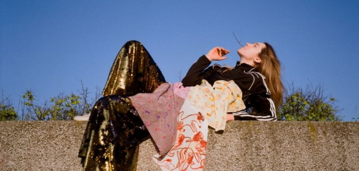 Karolina Czarnecka prezentuje nowy klip i rusza w trasę