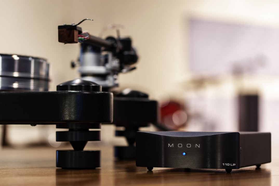 Nowy przedwzmacniacz gramofonowy 110LP v2 firmy Simaudio Moon