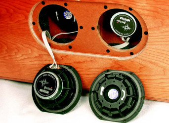 Czy długość przewodów ma wpływ na pracę kolumn?