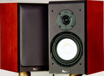 Czy większość amplitunerów rzeczywiście nie jest zdolna do współpracy z 4-omowymi zespołami głośnikowymi?