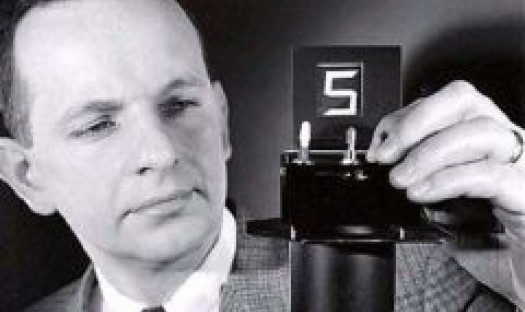 Zmarł George H. Heilmeier, twórca pierwszego wyświetlacza LCD