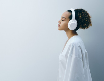 Słuchawki Sony WH-1000XM4 w limitowanej wersji Silent White