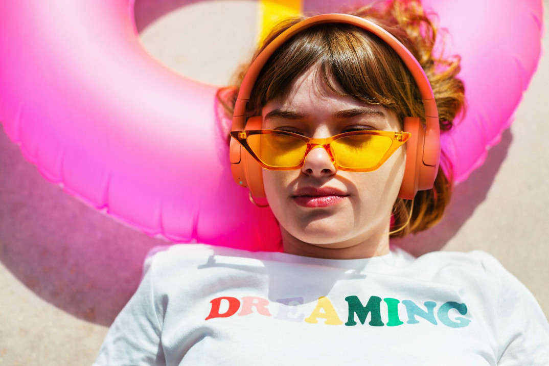  Słuchawki JBL Tune 700 BT 