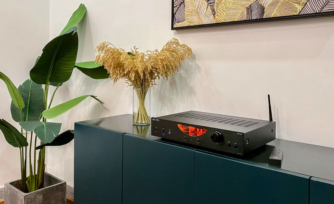 Wzmacniacz hybrydowy Taga Harmony HTA-600B. Kolejna nowość w portfolio marki