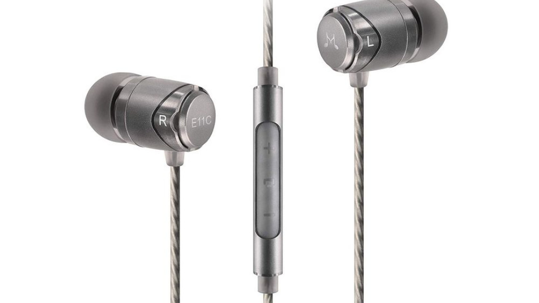 Słuchawki SoundMAGIC z serii E11