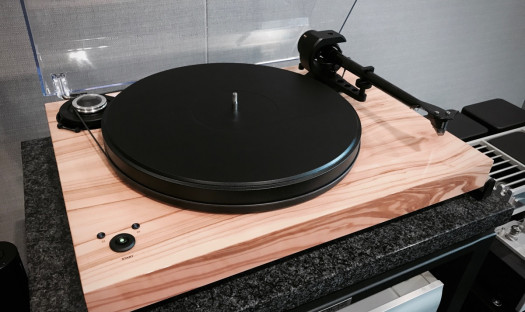 Indywidualne prezentacje gramofonu Pro-Ject 2-Xperience Classic SB DC w salonie Q21