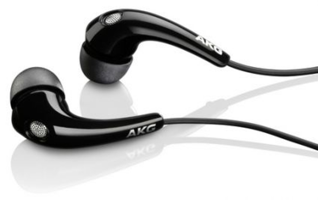 Nowe, czarne słuchawki AKG K321