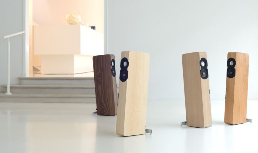 Prezentacje Boenicke W8 na Audio Video Show w sali Q21