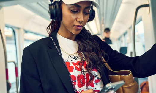 Dali iO-8 - bezprzewodowe słuchawki z ANC i przetwornikiem 50 mm 