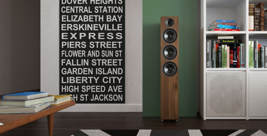 Dlaczego przy stosowaniu kolumn o wysokiej efektywności słychać szum, którego można nie usłyszeć z kolumn o niższej efektywności?