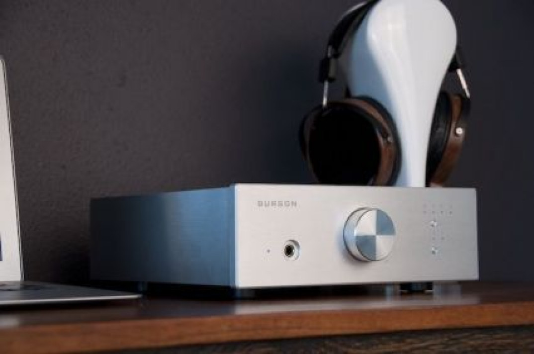 Przetwornik ze wzmacniaczem słuchawkowym Burson Audio Conductor w pabianickim salonie Q21