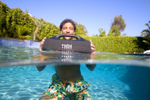 JBL Boombox 4 - najmocniejszy przenośny, wodoodporny głośnik JBL