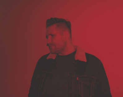 Wasio w live sesji do nastrojowego utworu "Bądź" 