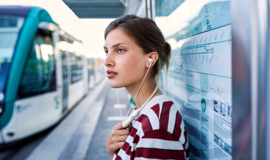 Słuchawki JBL Live 220 BT