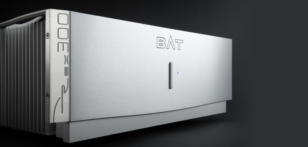 BAT REX 300 - wzmacniacz mocy Solid-State
