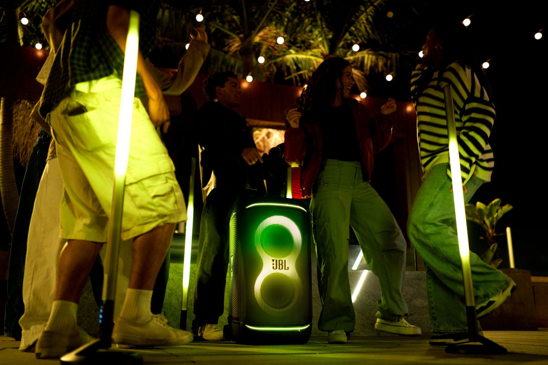 JBL Partybox 520 - efekty świetlne i technologia AI Sound Boost