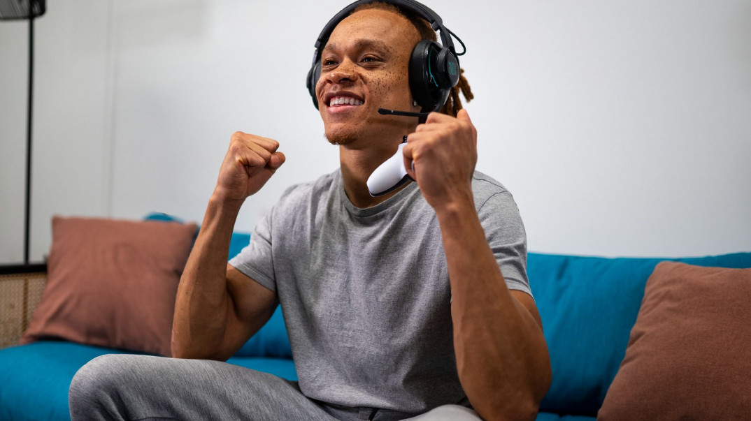 Nowe słuchawki JBL z serii Quantum - 910 Wireless, 910P Console Wirless i 910X Wireless for XBOX