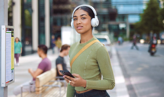 Kolejna nowość JBL - słuchawki Live 670 NC