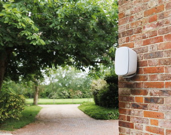 Zagrają w domu i w ogrodzie - głośniki Monitor Audio Climate 3G 