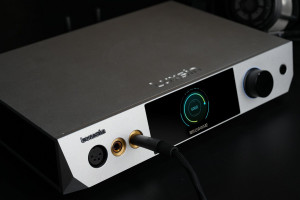 Luxsin X9 - przetwornik C/A typu R2R z funkcjami wzmacniacza słuchawkowego i przedwzmacniacza