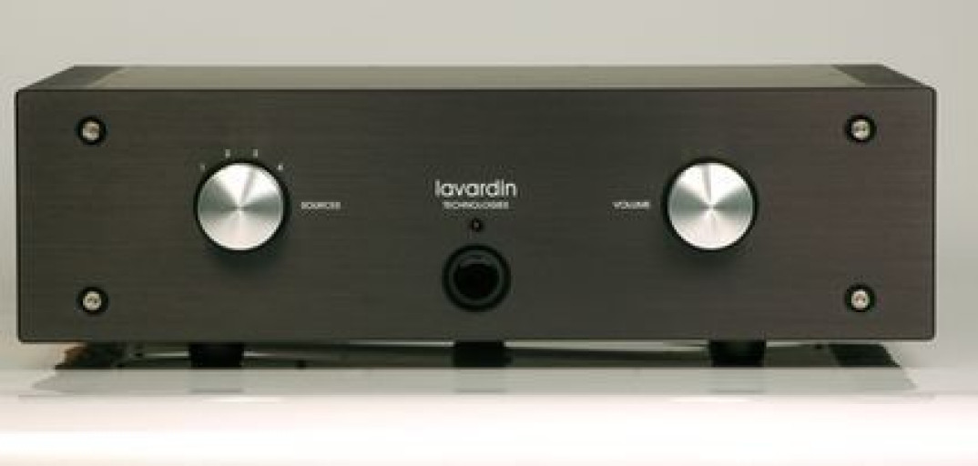 Prezentacja wzmacniaczy Lavardin i kolumn Lecontoure w salonie Audiopunkt w Warszawie