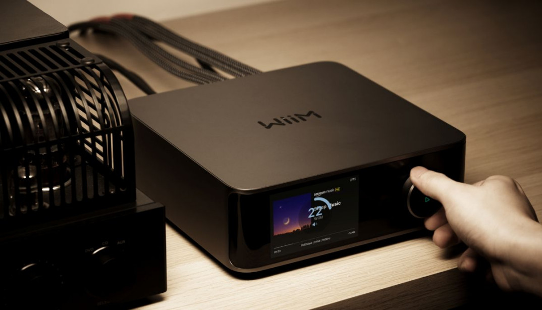 WiiM Ultra -  sieciowy streamer muzyki i przedwzmacniacz do źródeł cyfrowych i analogowych