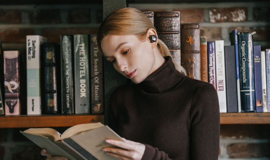 Astell&amp;Kern UW100MKII - nowa wersja słuchawek True Wireless 