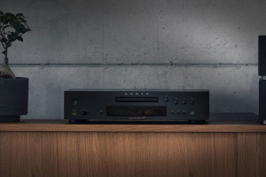 Odtwarzacz CD Onkyo C-30 - przetwornik 24-bit/192 kHz i technologia redukcji szumów VLSC